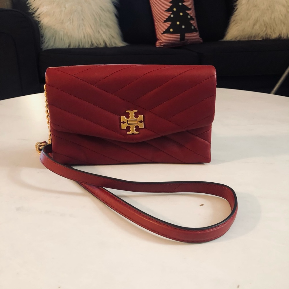 Tory Burch cross body wallet bag